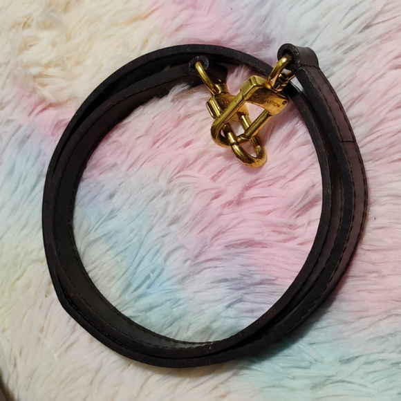 ON HOLD @cheriealyons Louis Vuitton Damier Ebene Rivoli MM W Strap (No Lock/Key) - Picture 7 of 16